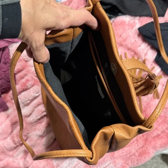 Tan Bucket Bag with Tassel - Picture 4 of 6